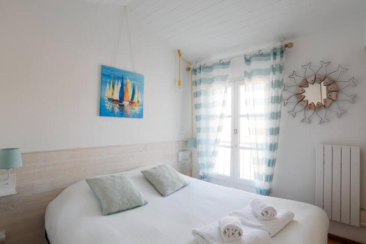 Saint-Martin-de-Ré Sur L'Ilot De St Martin Au Centre Du Port Vue Exceptionnelle ! 아파트 외부 사진